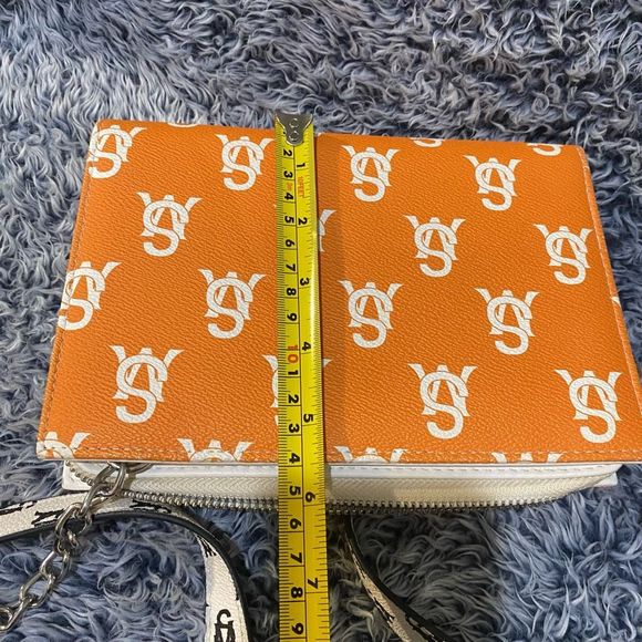 Steve Madden Monogram Pink/ Orange Wallet Chain Crossbody - Picture 10 of 16